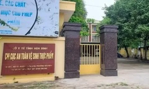 Cựu Chi cục trưởng Chi cục An toàn vệ sinh thực phẩm tỉnh Hòa Bình cũ nhận hối lộ 2,2 tỷ đồng