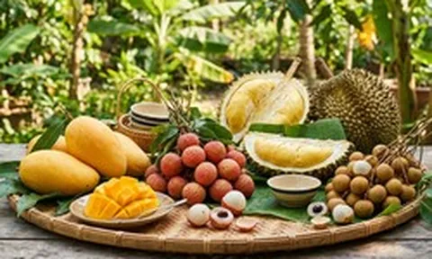 Trái cây mùa hè: Ăn thế nào để không gây “nóng”, nổi mụn?