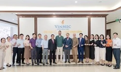 Vinmec đưa chuyên gia hàng đầu thế giới đến Việt Nam đào tạo chuyên sâu về y học bào thai