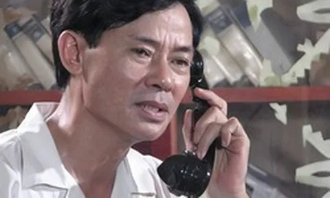 Thầy giáo dạy văn nổi tiếng nhờ vai diễn Bí thư tỉnh ủy