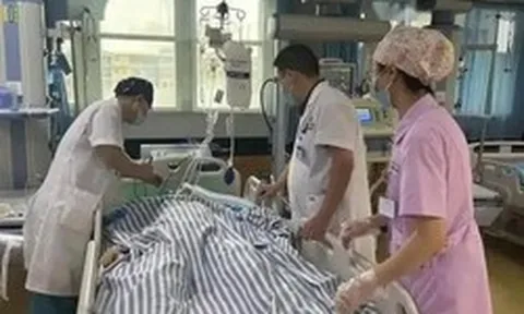 Người đàn ông 30 tuổi tử vong vì say nắng sau 2 tiếng ở ngoài trời, bác sĩ nhấn mạnh: Tránh khẩn cấp 4 việc này trong mùa hè