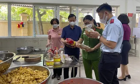 Phát hiện hơn 5.700 cơ sở vi phạm về an toàn thực phẩm, xử phạt hơn 22,4 tỷ đồng