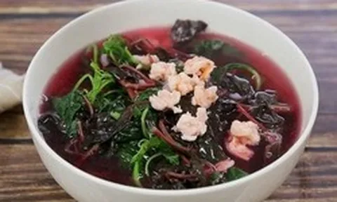 Trời nóng đỉnh điểm, nhiều người đang "săn lùng" 3 loại rau này vì ăn vào thấy cơ thể "nhẹ hẳn"