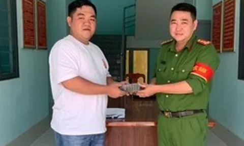 Tài khoản "nhảy" thêm 206 triệu đồng, người đàn ông vội vàng tìm đến công an