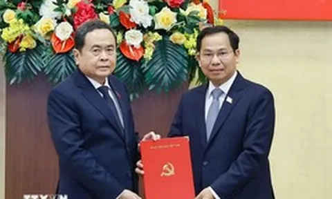 Ban Thường vụ Đảng ủy Quốc hội cho ý kiến về công tác cán bộ