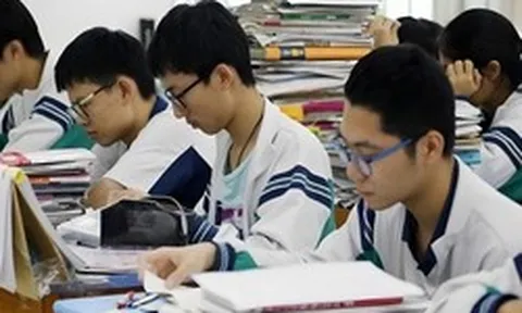GVCN 20 năm tiết lộ: Học sinh sở hữu 4 dấu hiệu lạ này đều là học sinh giỏi "ngầm", cha mẹ cứ yên tâm