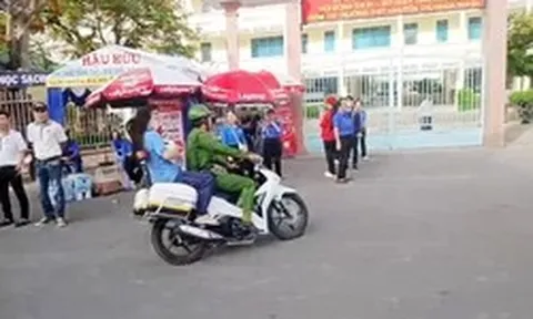 Nữ sinh ngủ quên, vắng mặt ở điểm thi tốt nghiệp THPT, công an tức tốc đến tận nhà đón đi