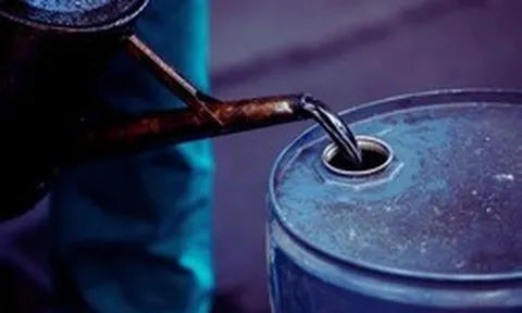 Hàng triệu thùng dầu có thể quay trở lại thị trường sau khi eo biển Hormuz mở cửa - ai cũng mừng trừ 1 tổ chức này