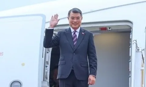 Thủ tướng Lê Minh Hưng lên đường dự Hội nghị Cấp cao kỷ niệm 35 năm quan hệ ASEAN-Nga