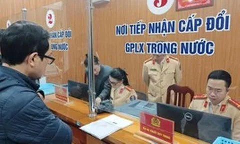 Bộ Công an vừa có đề xuất quan trọng liên quan đến bằng lái xe bản cứng của người dân