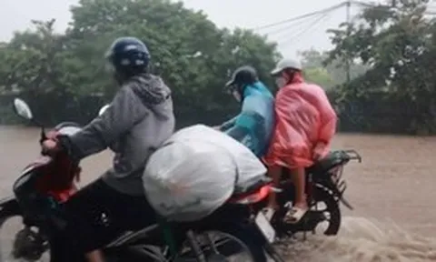 Vùng núi Bắc Bộ tiếp tục hứng mưa lớn như trút