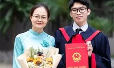 Nam sinh mê Toán trở thành thủ khoa môn Vật lý trường chuyên