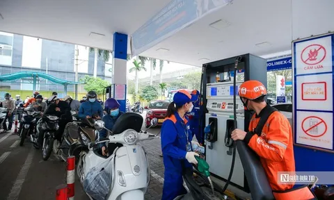 Giá xăng E5, E10 còn dưới 20.000 đồng/lít