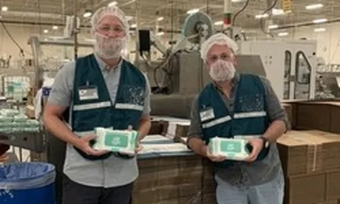 Phát hiện thầy giáo trung học vừa đứng lớp vừa kiếm gần 100 tỷ đồng/năm nhờ bán giấy vệ sinh
