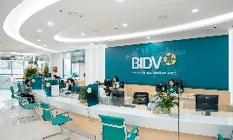 Từ 1/7, khách hàng dưới 35 tuổi tại Vietcombank, Agribank, BIDV, VietinBank, MB,... đồng loạt đón tin vui