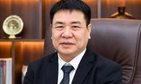 Phó Chủ tịch 1 công ty địa ốc liên tục gom thêm cổ phiếu để trở thành cổ đông lớn của hàng loạt công ty, giá trị vượt nghìn tỷ đồng
