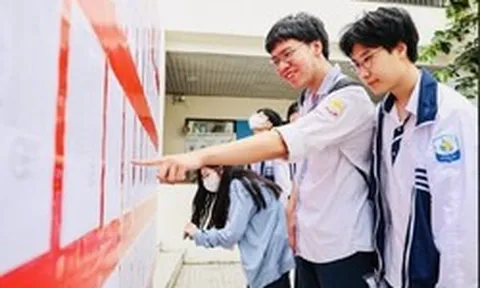 Hai thủ khoa toàn quốc thi tốt nghiệp THPT 2026 cùng đạt 38,5 điểm