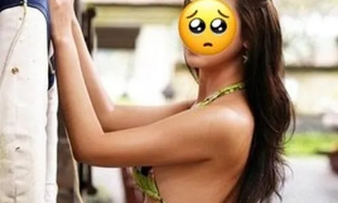 Kinh hoàng cảnh Hoa hậu đâm xe vào cột điện, khung xe biến dạng nghiêm trọng