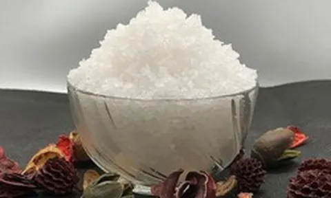 5 lý do vì sao nên đặt 1 bát muối trong góc nhà