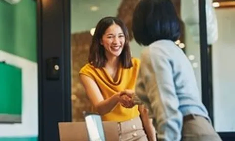Người dễ gặp may mắn, sống hạnh phúc, thuận lợi thường có 4 đặc điểm này: Không phải mê tín mà là thực tế