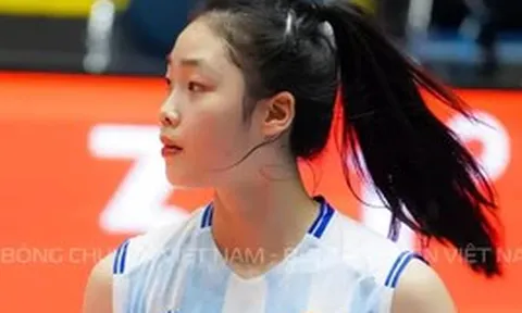 Hot girl bóng chuyền Việt Nam cao 1,86 m gây sốt ở ASIAD