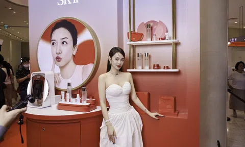 Dàn sao nữ hội ngộ tại sự kiện ra mắt cửa hàng mới của SK-II Hà Nội