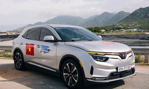 Tiết kiệm như xe cỡ nhỏ, an toàn như xe sang: Lý do VinFast VF 8 được người dùng “chấm” trong tầm giá 1 tỷ đồng