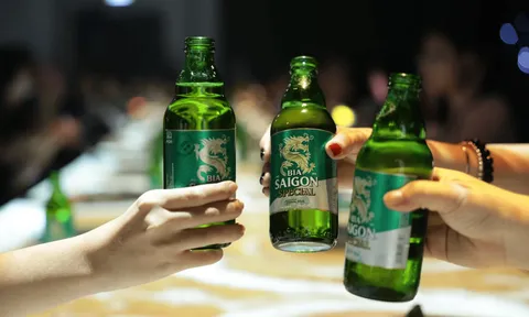 Người trẻ định hình lại thói quen hưởng thụ kì nghỉ và những cuộc vui