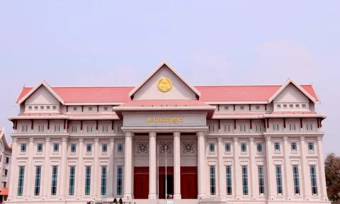 Việt Nam bàn giao công trình Nhà Quốc hội phục vụ Kỳ họp thứ nhất Quốc hội Lào Khoá IX