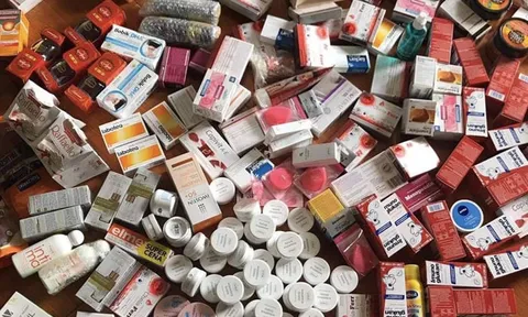 Hàng giả mang danh “hàng xách tay” được buôn bán tràn lan trên mạng