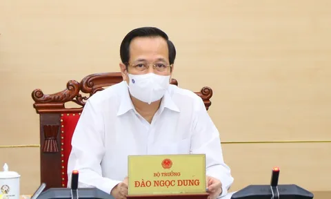 Bộ trưởng Đào Ngọc Dung: Đặt mục tiêu an toàn tính mạng và sức khỏe của người dân lên trên hết