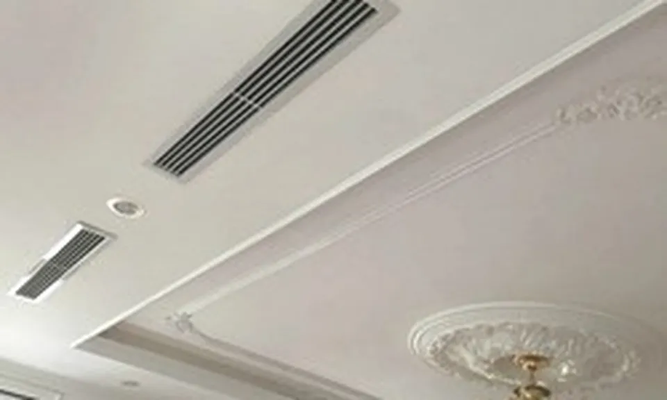 Vì sao ngày càng nhiều gia đình thích dùng điều hòa âm trần? 3 tính năng tiện lợi không thể chối cãi