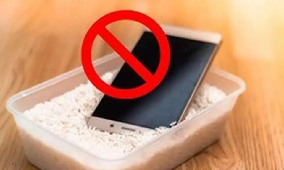 Lời khuyên dành cho tất cả người dùng Android khi điện thoại không may dính nước
